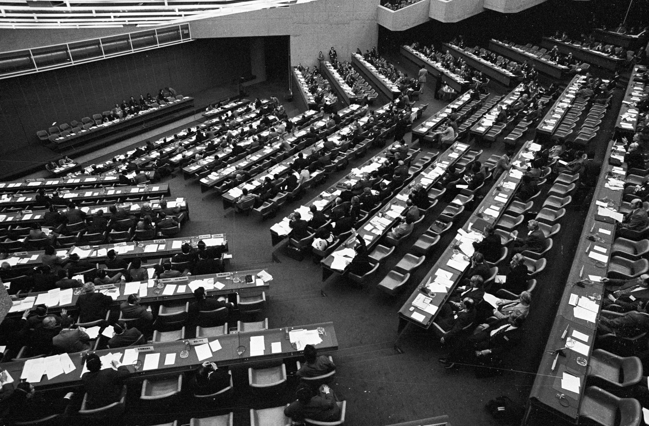 Geneva. 32nd international conference of the Red Cross and the Red Crescent.