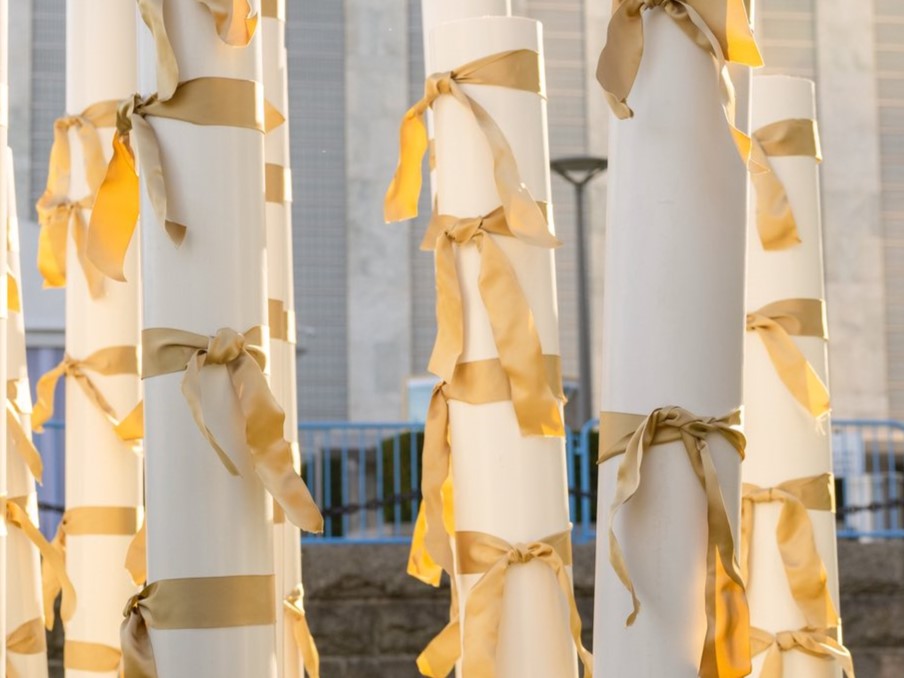 United Nations, New York ribbons and pillars detail